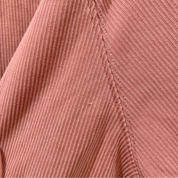Victoria’s Secret Dusty Rose Pink Ribbed Cropped Long Dolman Sleeves Top - Picture 7 of 7